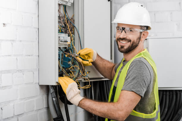 Best Emergency Electrical Repair  in Luxemburg, WI
